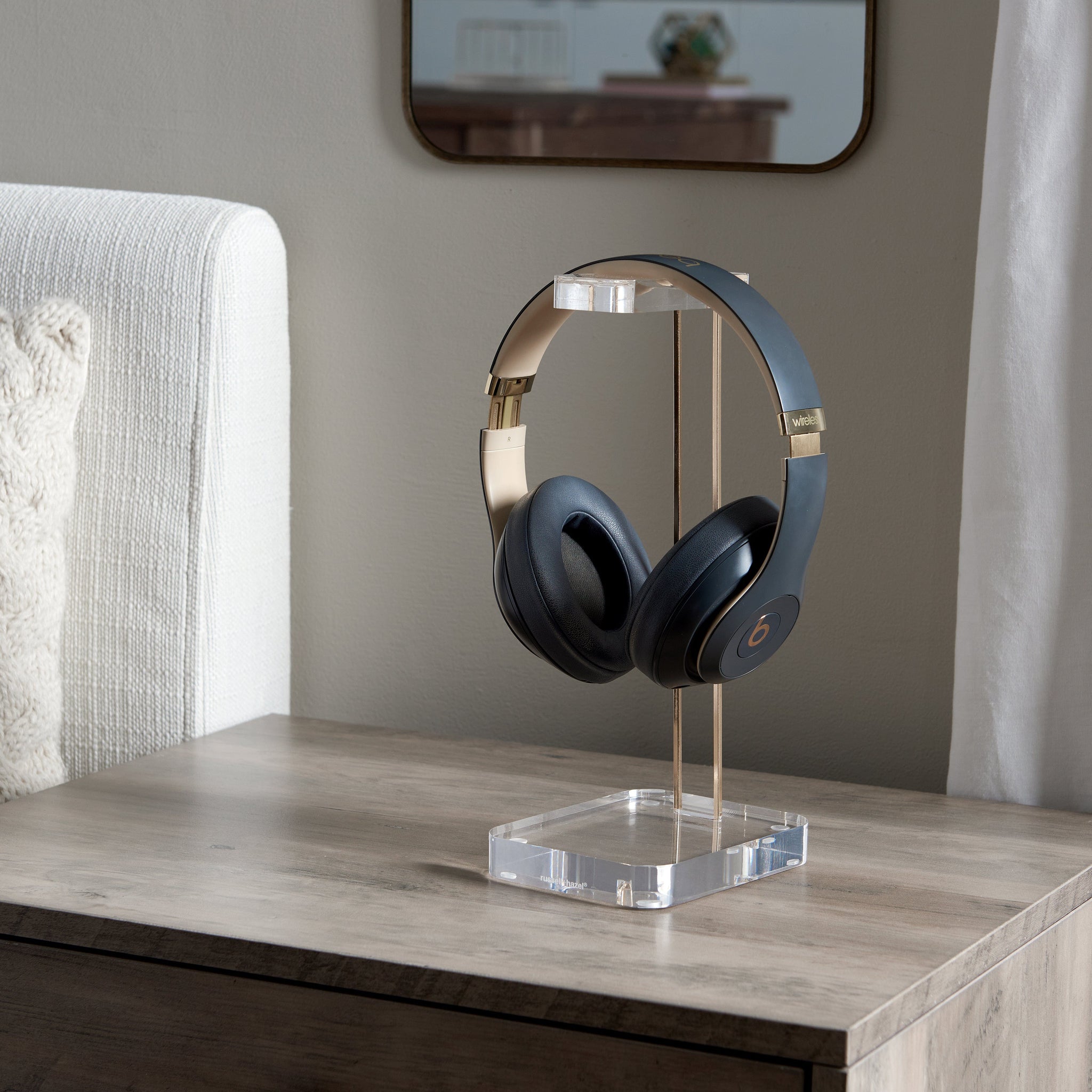 Clear Acrylic and Gold Headphones Stand, 4 x 5 x 10.5 (93922)