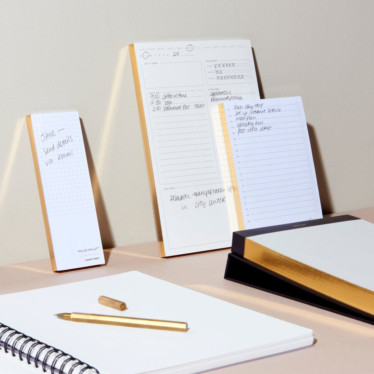 Daily Undated Planning Notepad 10 X 7 80 Sheets White With Gold Daily undated planning notepad 10 x 7 80 sheets white with gold