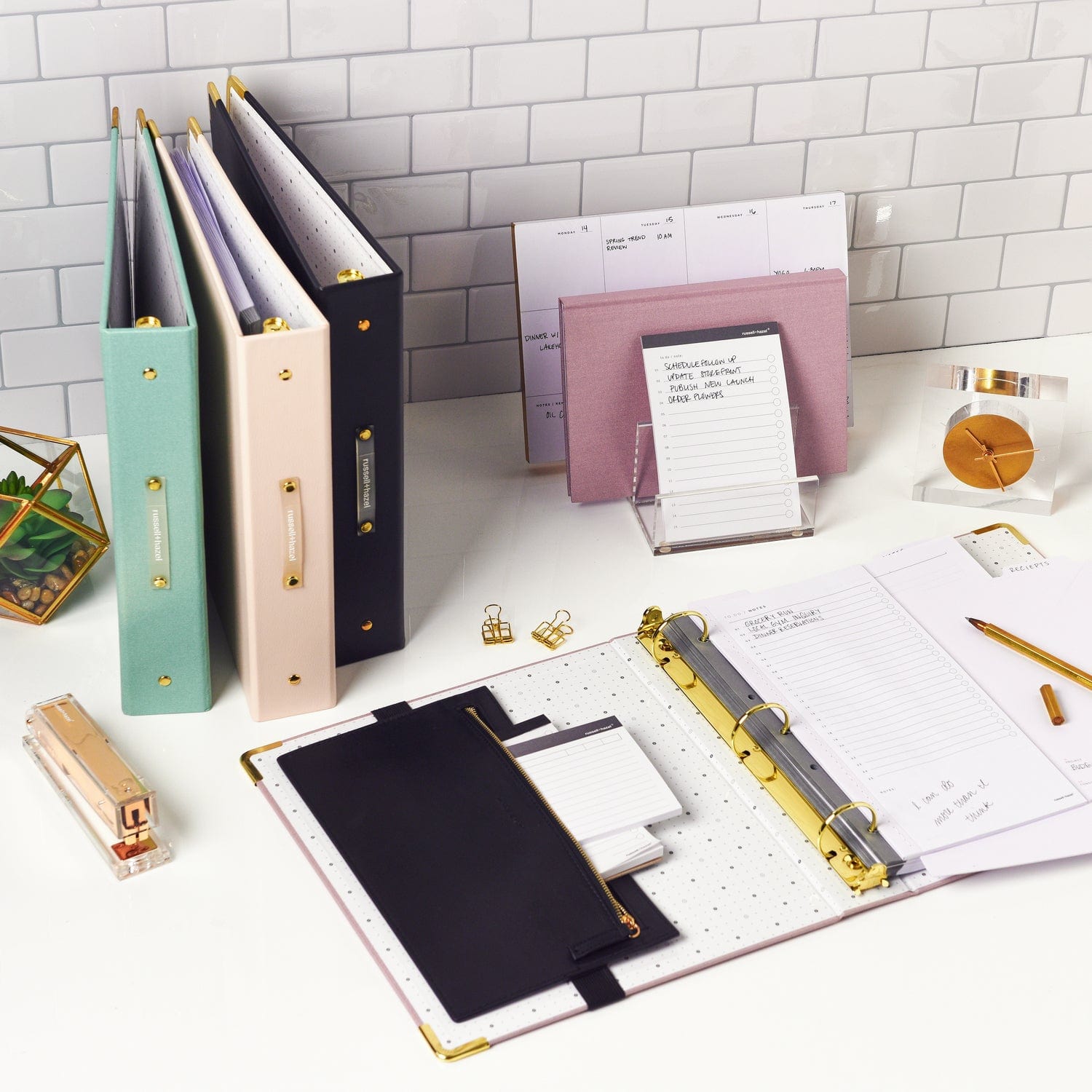 Frame Binder Signature 3-Ring Binder, 1.5
